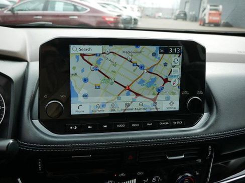 Certified 2023 Nissan Rogue SL w/ SL Premium Package image 18