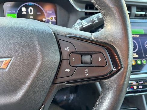 Used 2022 Chevrolet Bolt EUV Premier w/ Sun & Sound Package image 23