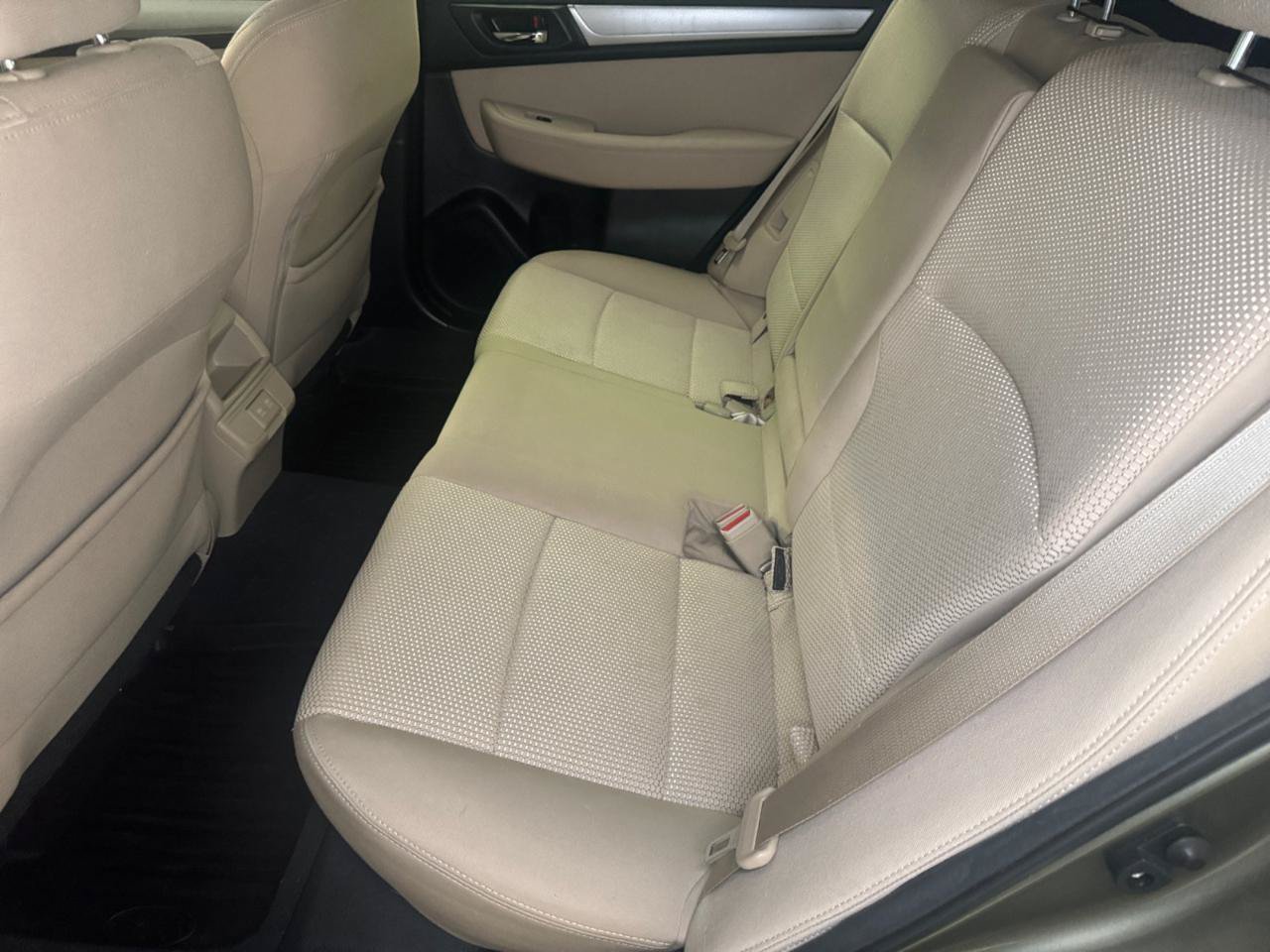 Used 2019 Subaru Outback 2.5i Premium AWD/4WD image 6