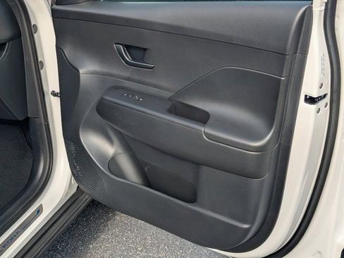 Used 2026 Hyundai Kona SEL Sport image 13