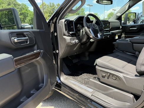 New 2025 GMC Sierra 2500 SLE w/ SLE Convenience Package image 23