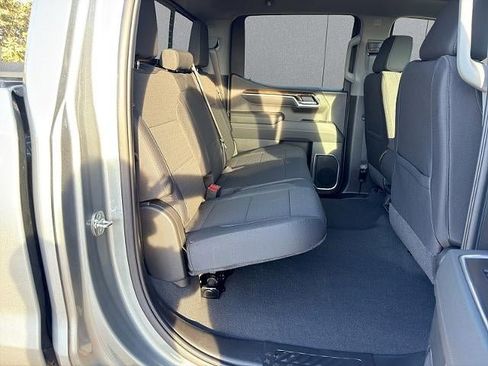 New 2026 GMC Sierra 1500 SLE w/ X31 Off-Road Package image 18