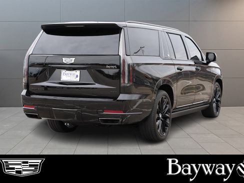 Certified 2025 Cadillac Escalade ESV Sport Platinum w/ LPO, ONYX Package image 5