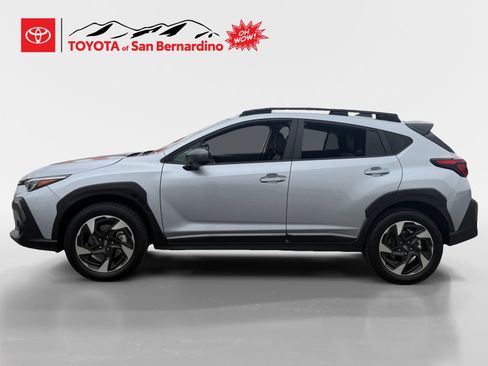 Used 2024 Subaru Crosstrek 2.5i Limited w/ Crosstrek Mirror Package AWD/4WD image 2
