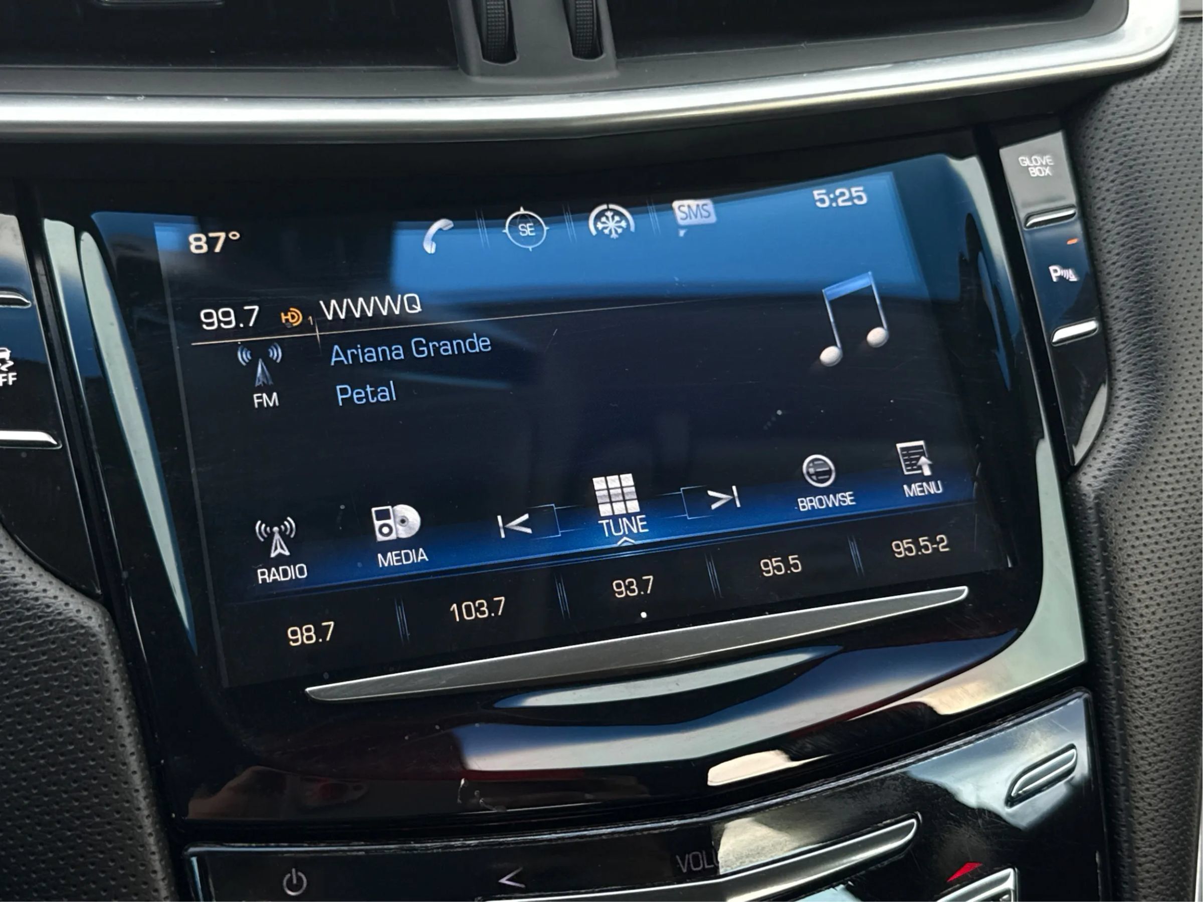 Used 2016 Cadillac XTS Luxury AWD/4WD image 14