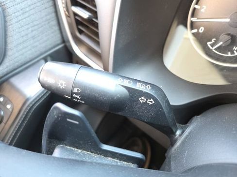 Used 2021 Nissan Rogue S image 52