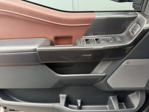 Used 2021 Ford F150 Lariat w/ Equipment Group 502A High image 38