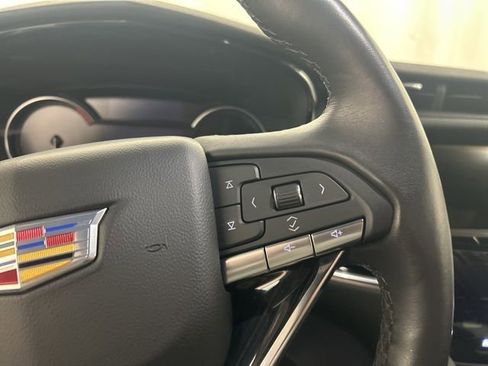 Used 2024 Cadillac XT6 Premium Luxury image 13