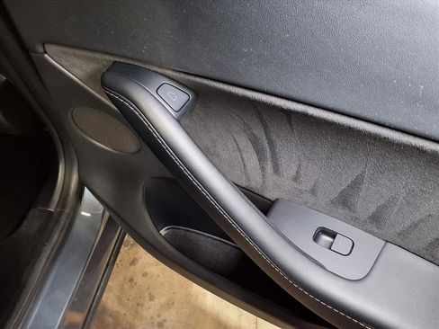 Used 2022 Tesla Model Y Long Range image 20