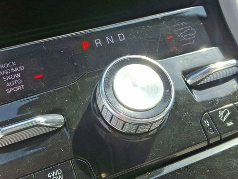 Used 2022 Jeep Grand Cherokee L Overland image 12