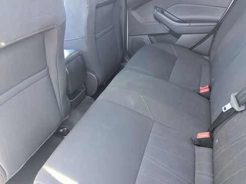 Used 2016 Ford Focus SE image 15