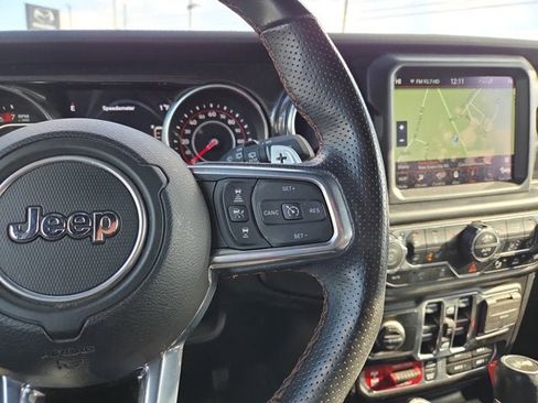 Used 2022 Jeep Wrangler Unlimited Rubicon image 25