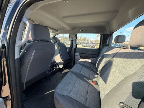 Used 2023 Ford F250 XL w/ XL Chrome Package image 25