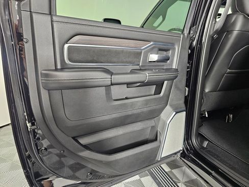 New 2026 RAM 2500 Laramie AWD/4WD image 33