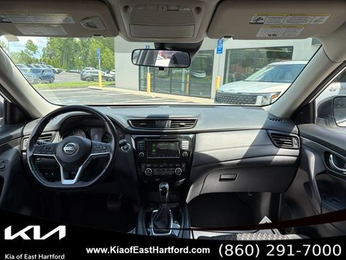 Used 2019 Nissan Rogue SV w/ Premium Package AWD/4WD image 23