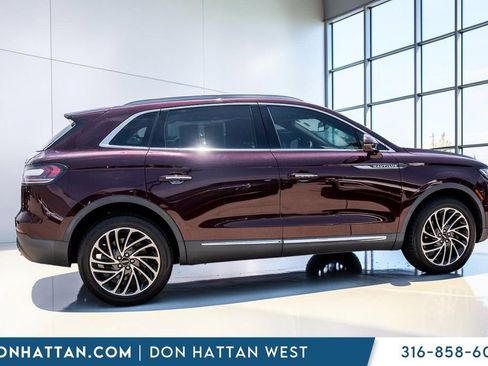 Used 2020 Lincoln Nautilus Reserve AWD/4WD image 31
