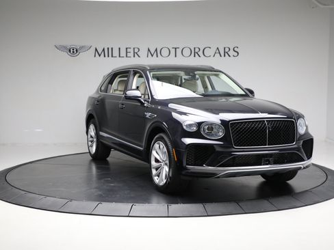 Used 2024 Bentley Bentayga Extended Wheelbase AWD/4WD image 15