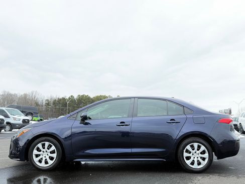 Used 2023 Toyota Corolla LE image 10