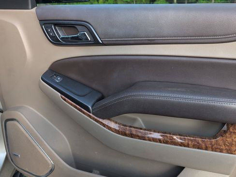 Used 2017 Chevrolet Tahoe Premier RWD image 43
