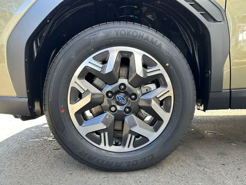 Used 2026 Subaru Forester Premium AWD/4WD image 8