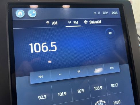 Used 2022 Ford Edge Titanium image 23