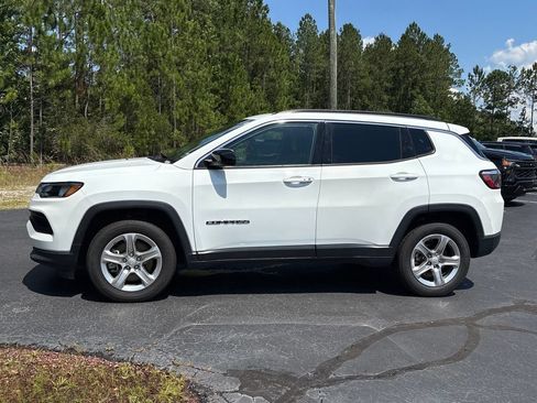 Used 2024 Jeep Compass Latitude AWD/4WD image 20