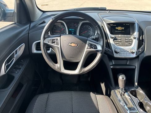 Used 2017 Chevrolet Equinox LT w/ Convenience Package AWD/4WD image 16