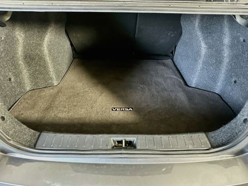 Used 2025 Nissan Versa SV FWD image 26