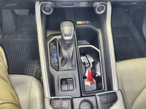 Used 2025 Toyota Grand Highlander Limited image 20