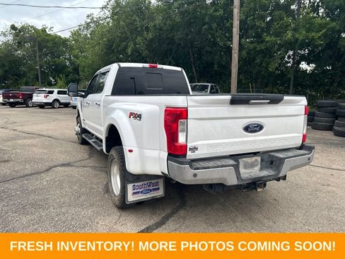 Used 2019 Ford F350 XLT w/ XLT Premium Package AWD/4WD image 4