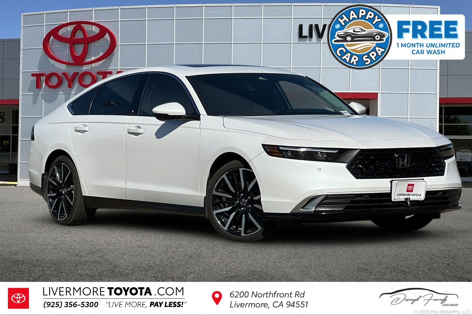 Used 2025 Honda Accord Touring image 1