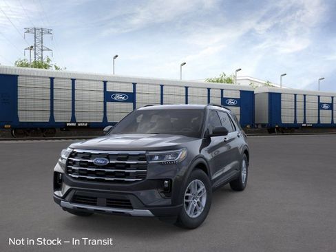 New 2026 Ford Explorer Active image 32