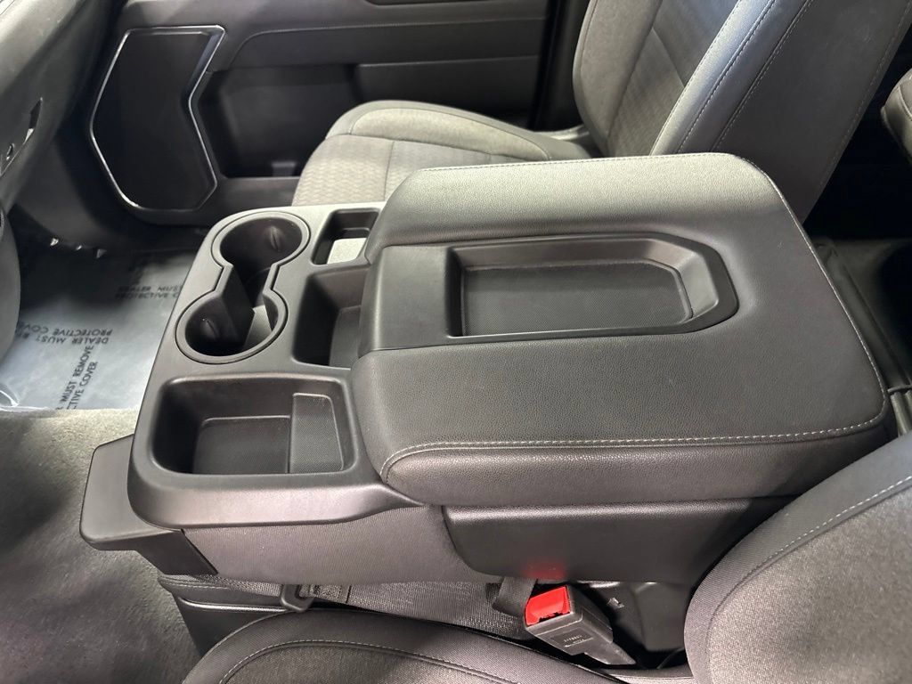Used 2024 Chevrolet Silverado 1500 LT AWD/4WD image 24
