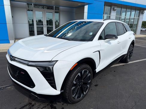 Used 2024 Chevrolet Blazer EV RS AWD/4WD image 8