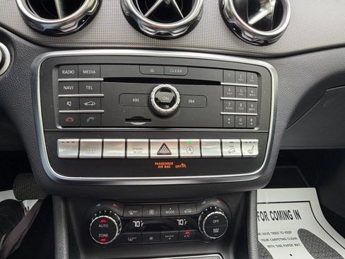 Used 2019 Mercedes-Benz GLA 250 4MATIC image 10