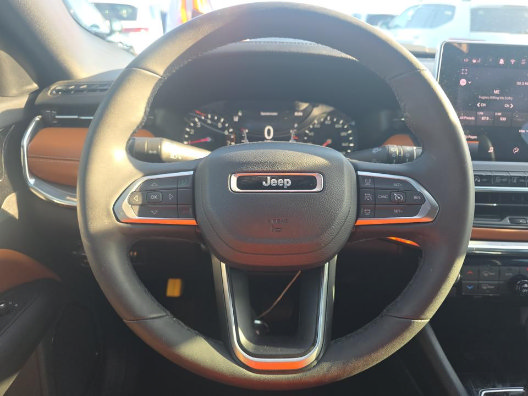 Used 2024 Jeep Compass Limited AWD/4WD image 10