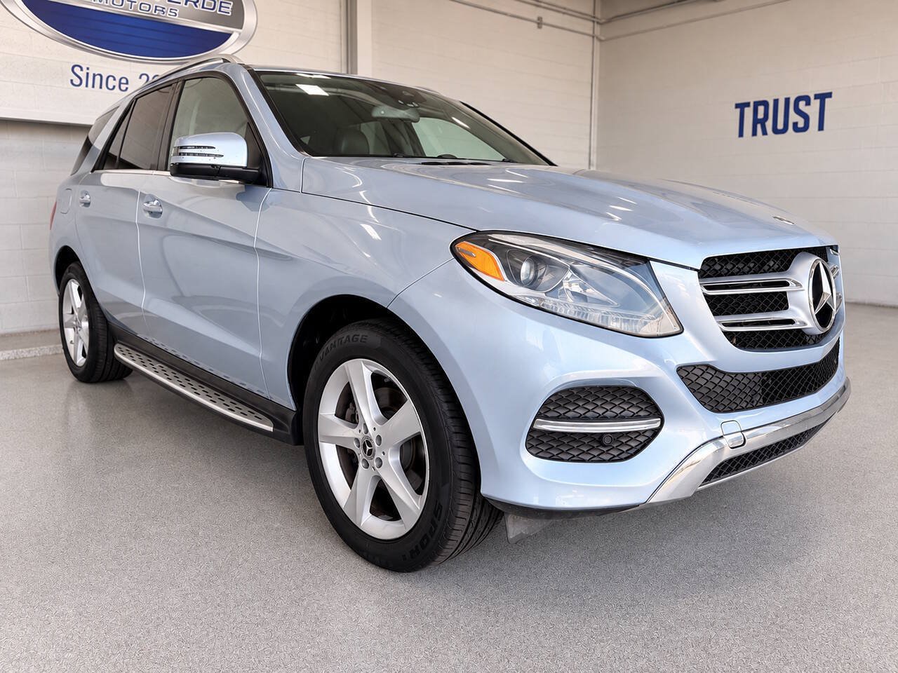 Used 2018 Mercedes-Benz GLE 350 4MATIC image 2