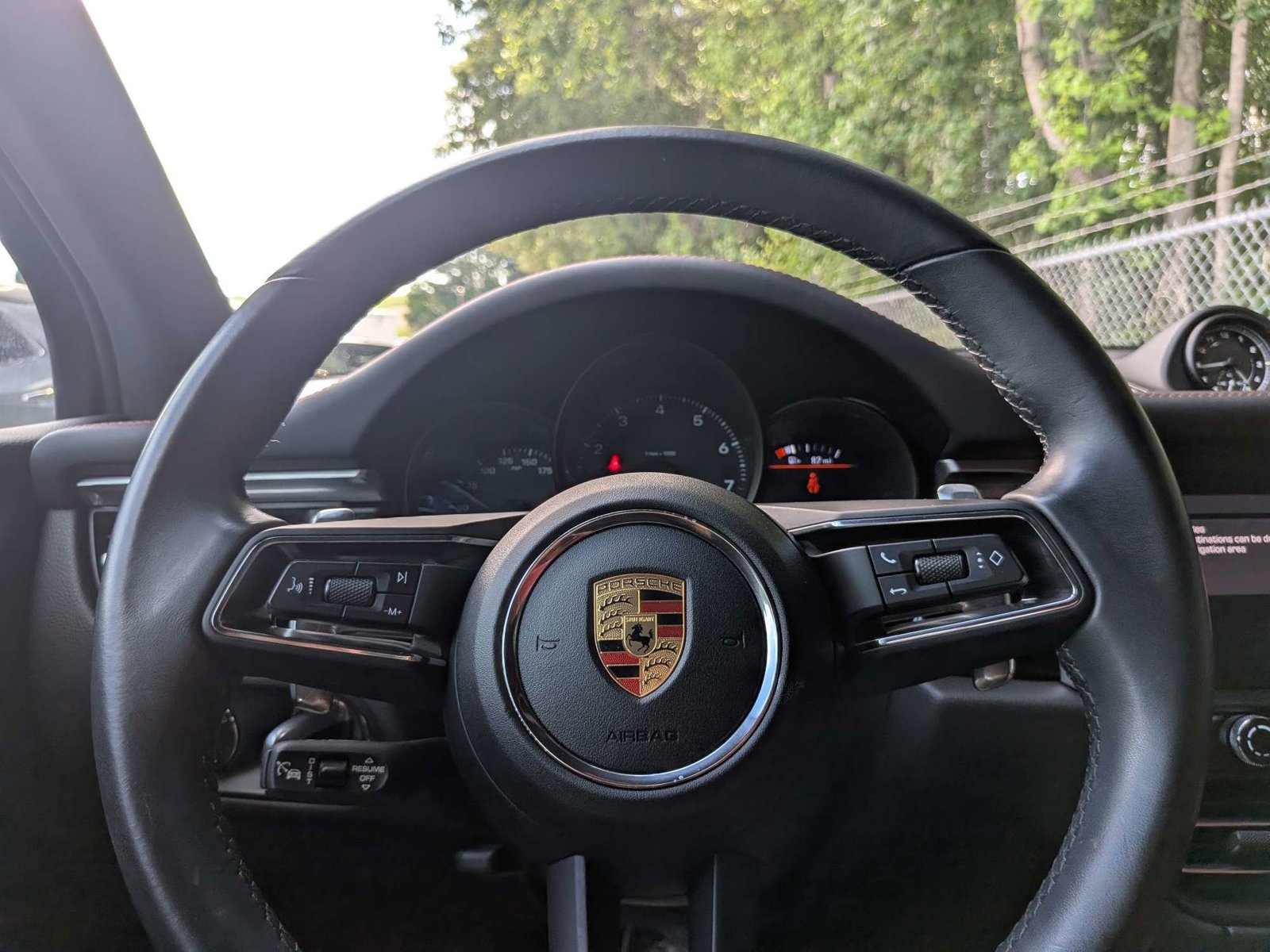 Used 2023 Porsche Macan AWD/4WD image 27