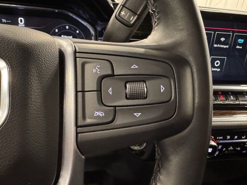 Used 2024 GMC Sierra 1500 Elevation w/ LPO, Elevation Black Package image 13