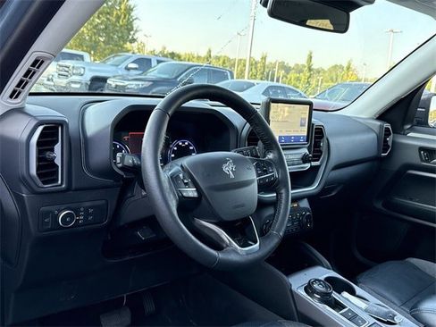 Used 2022 Ford Bronco Sport Outer Banks w/ Tech Package image 10