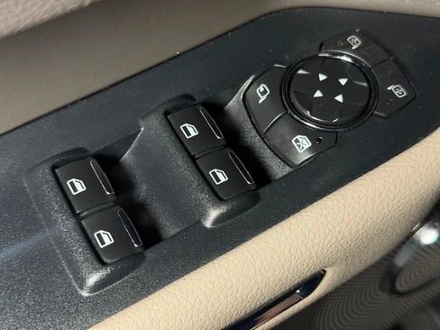 Used 2018 Ford Expedition Limited w/ Equipment Group 301A AWD/4WD image 29