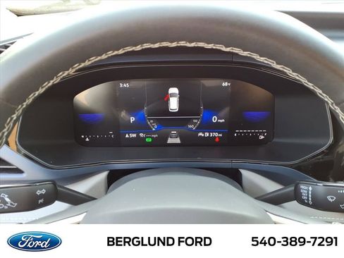 Used 2024 Volkswagen Taos SE image 19