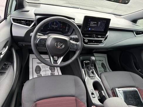Used 2026 Toyota Corolla SE FWD image 14