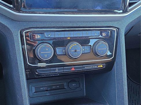 Used 2022 Volkswagen Atlas Cross Sport SEL Premium R-Line w/ Cross Sport MDO Package image 31