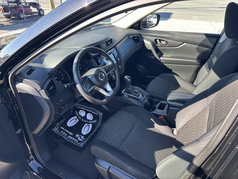 Used 2019 Nissan Rogue S AWD/4WD image 9