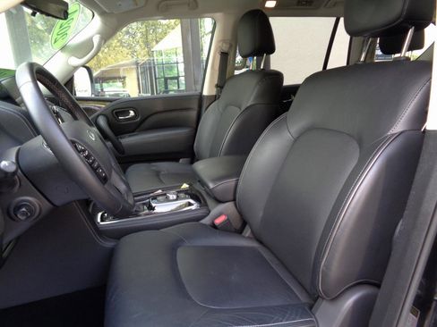Used 2024 INFINITI QX80 Luxe w/ Cargo Package AWD/4WD image 2