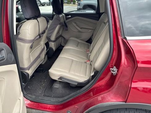 Used 2018 Ford Escape Titanium AWD/4WD image 17