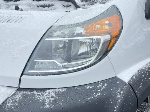 Used 2020 RAM ProMaster 2500 w/ Interior Convenience Group image 26