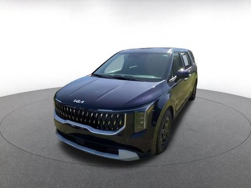 Used 2026 Kia Carnival FWD image 7