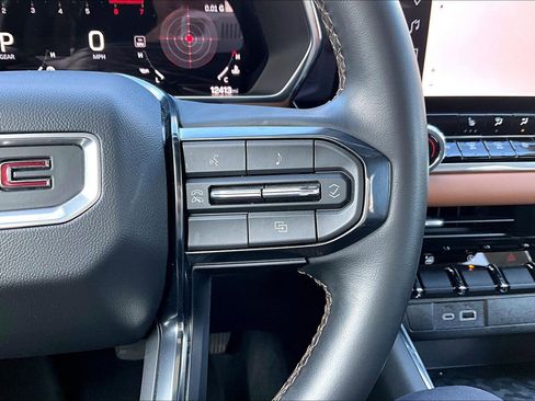 Used 2024 GMC Canyon AT4 w/ Canyon Safety Plus Package image 24